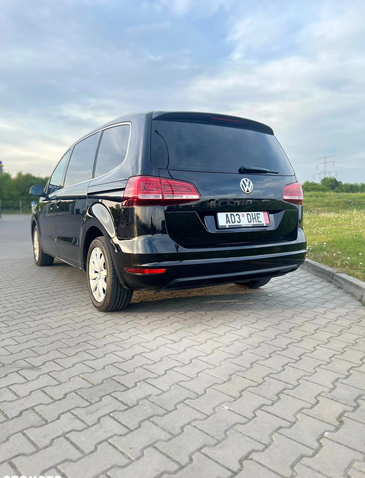 Volkswagen Sharan cena 85000 przebieg: 180000, rok produkcji 2019 z Wrocław małe 301